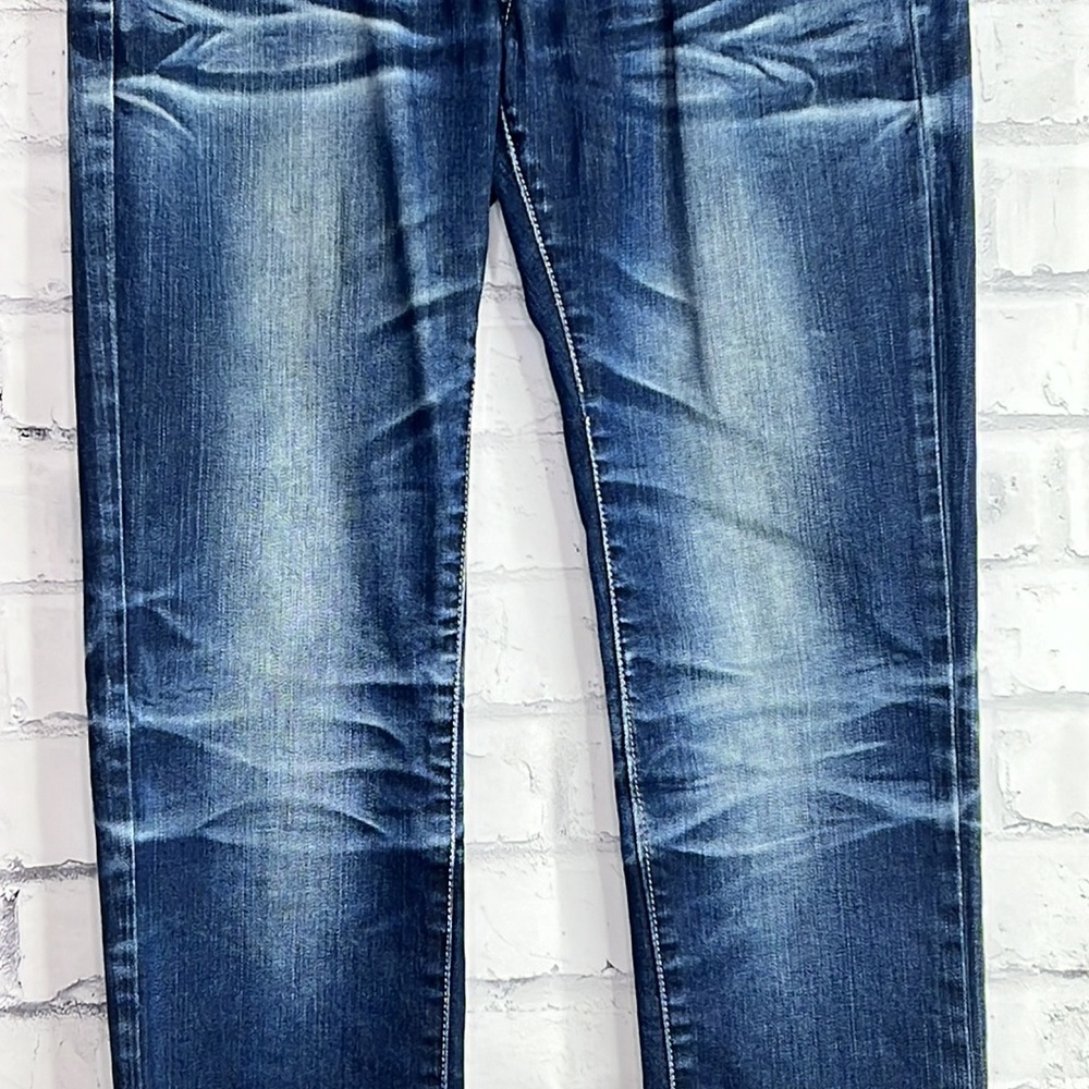 Mon Jeans - Picture 5 of 9
